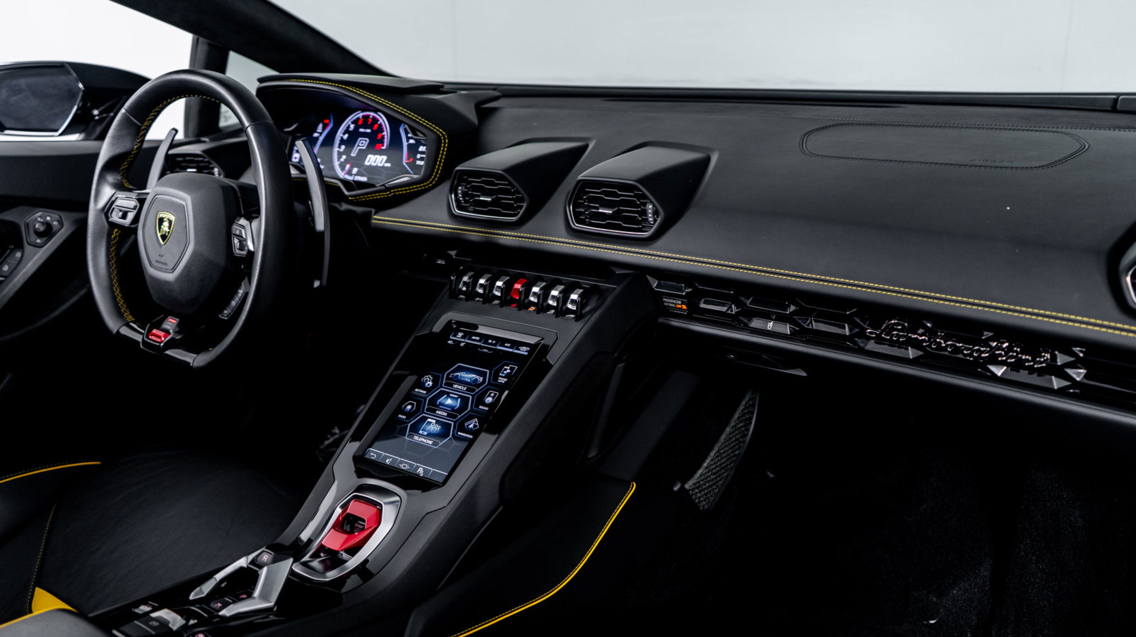 Rent a Huracan Evo Spyder in Crete | BillionRent.com