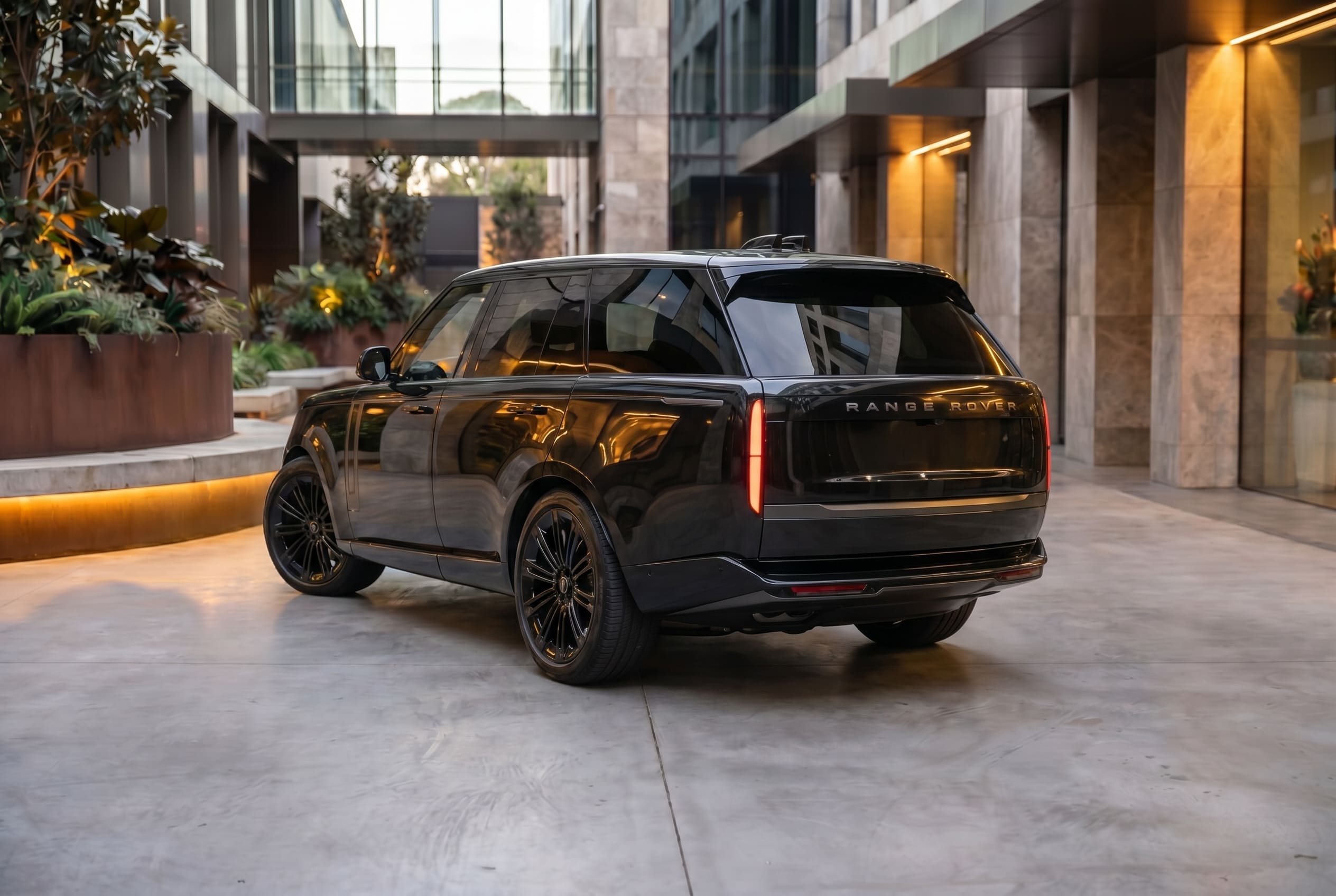 Land Rover Range Rover Renting Rent a Land Rover Range Rover Classic in Italy | BillionRent.com