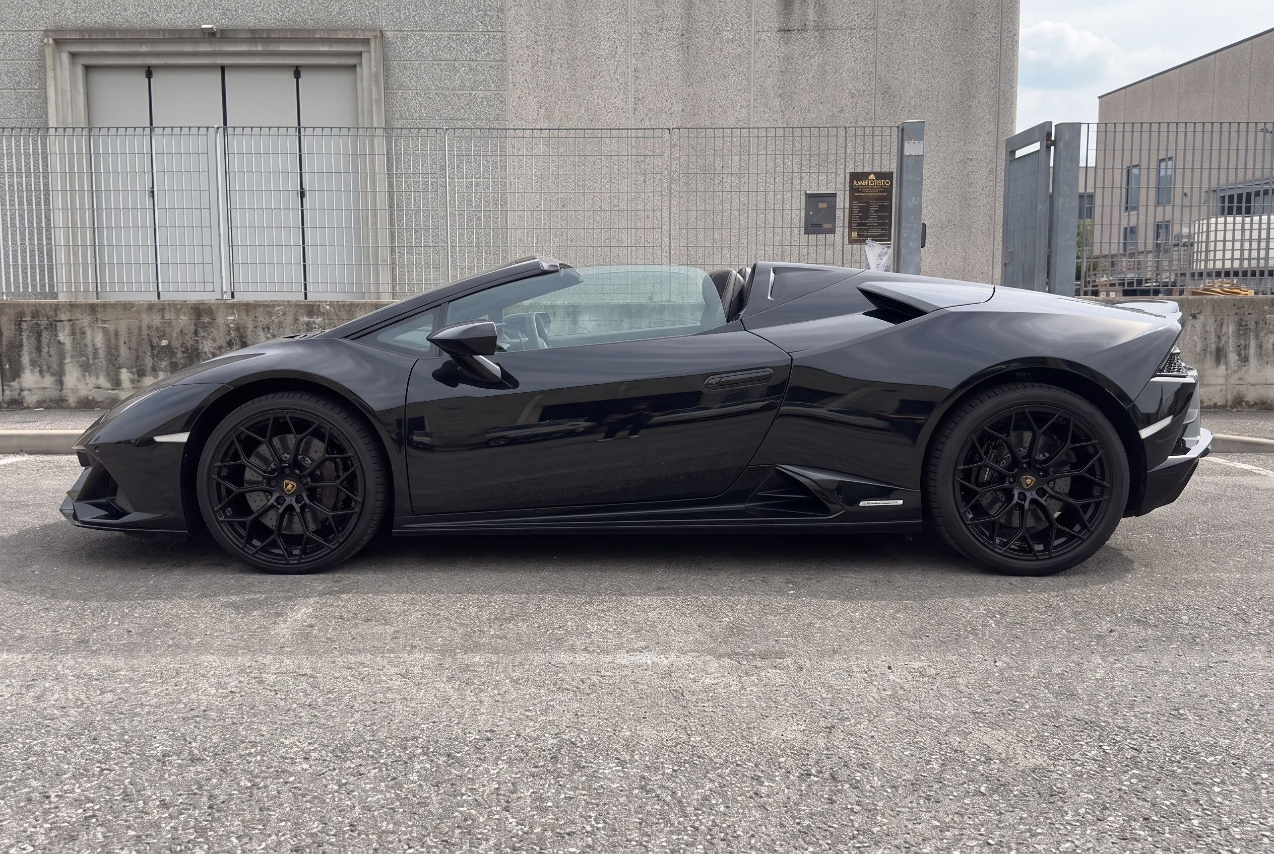 Book Lamborghini Huracan EVO Spyder in Rhodes | Open-Top V10 Supercar