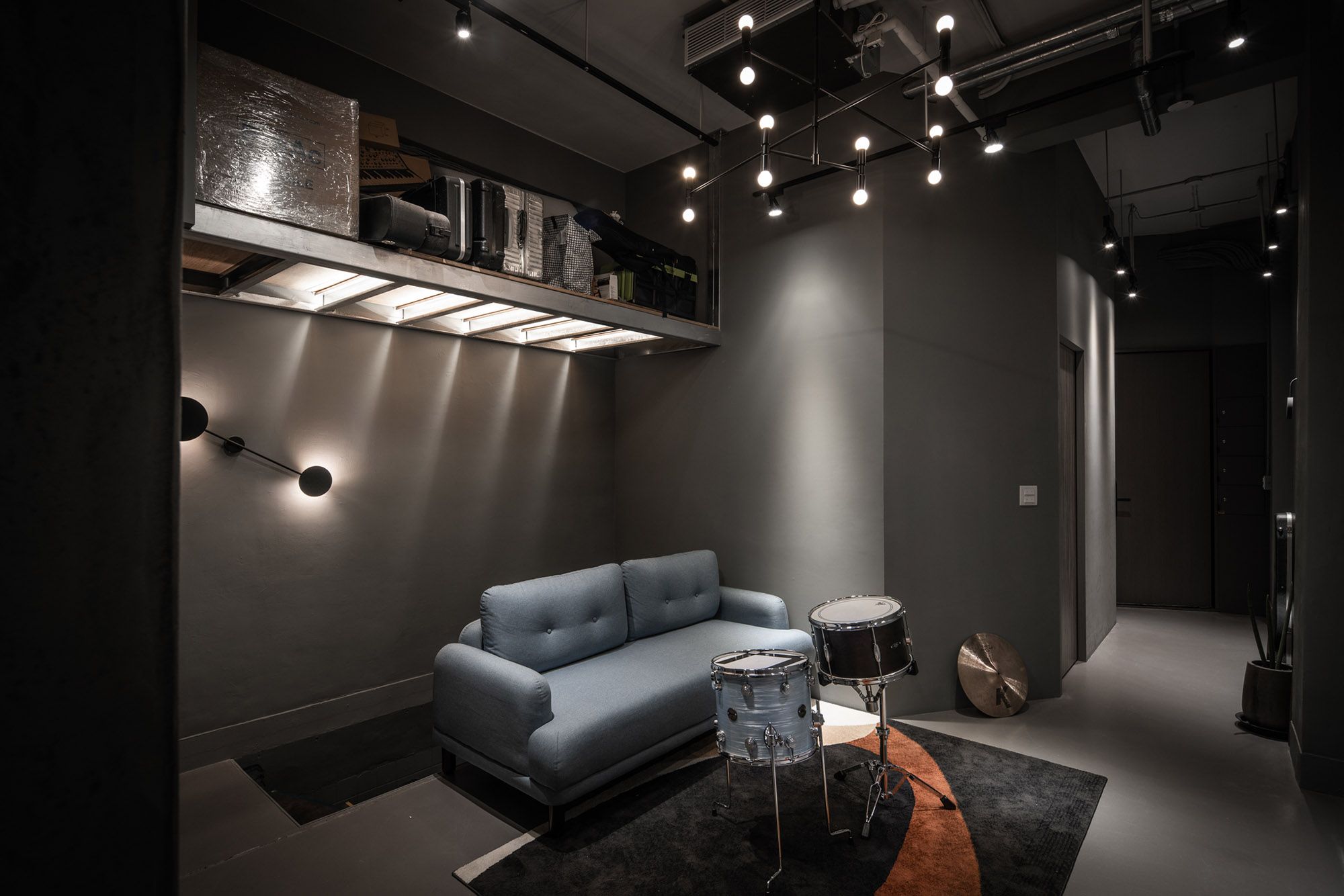 Recording studio_3.jpg