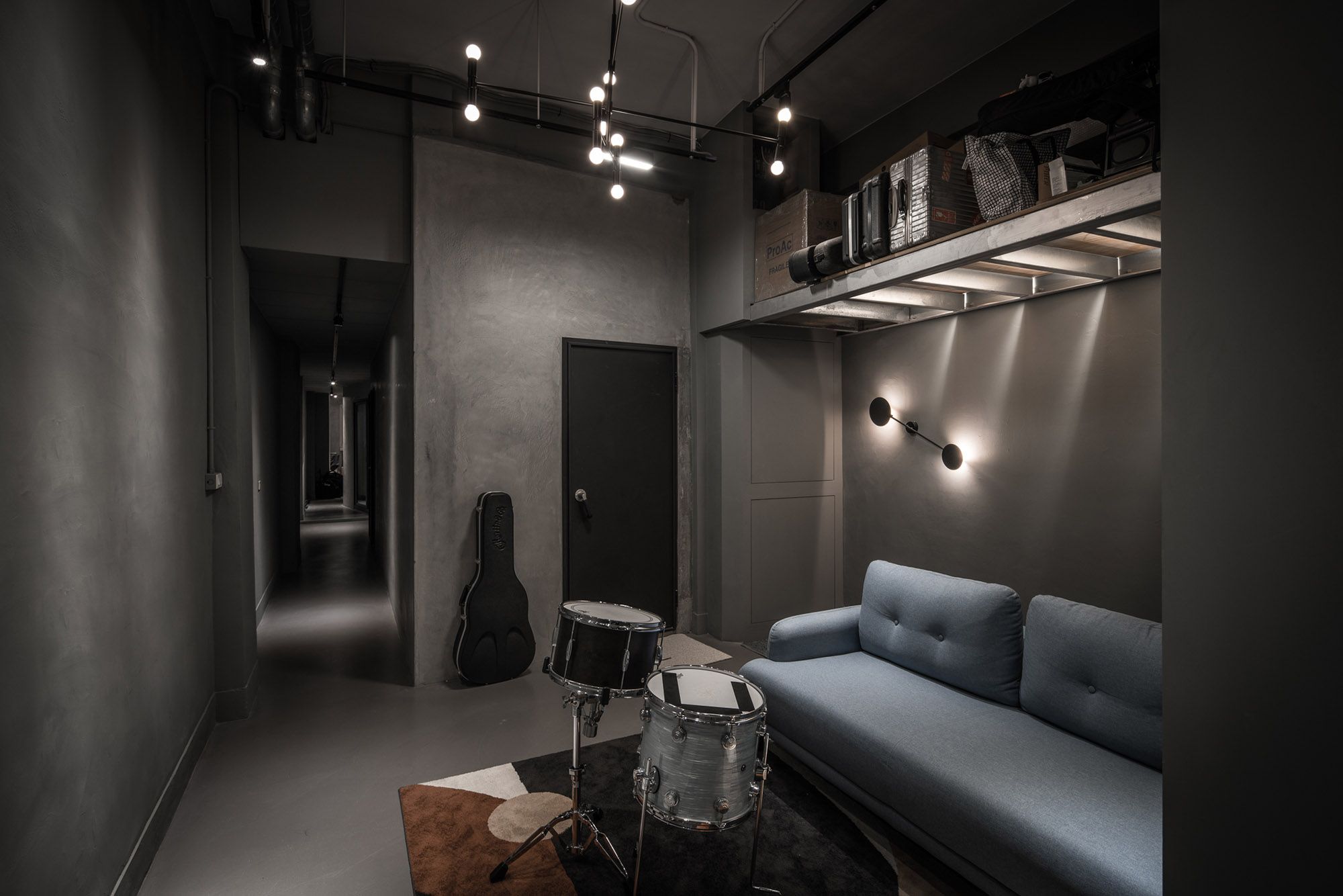 Recording studio_4.jpg