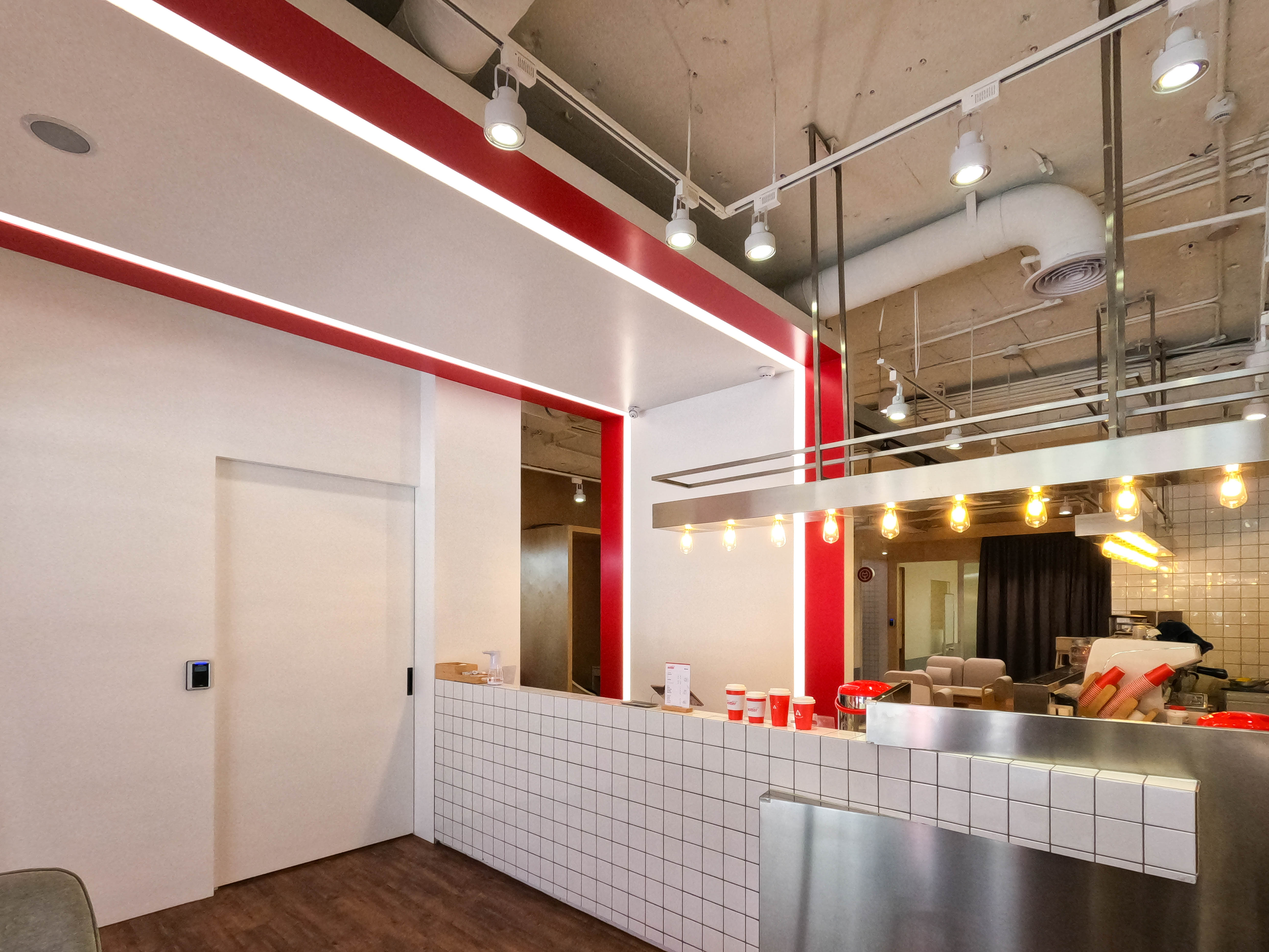 aotterspace_12.jpg