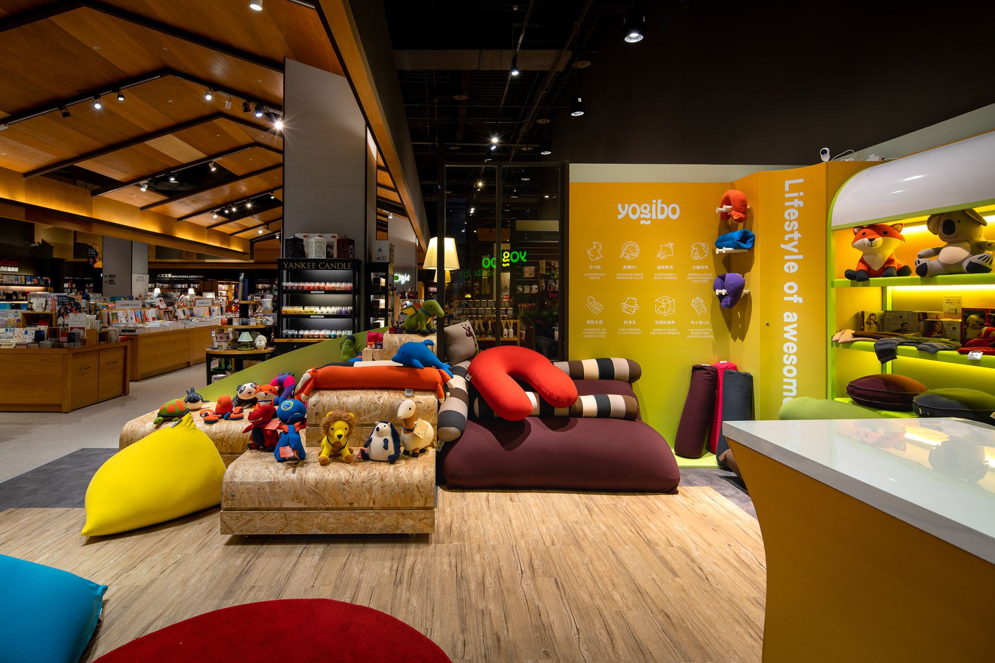 Yogibo-taimall_4.jpg