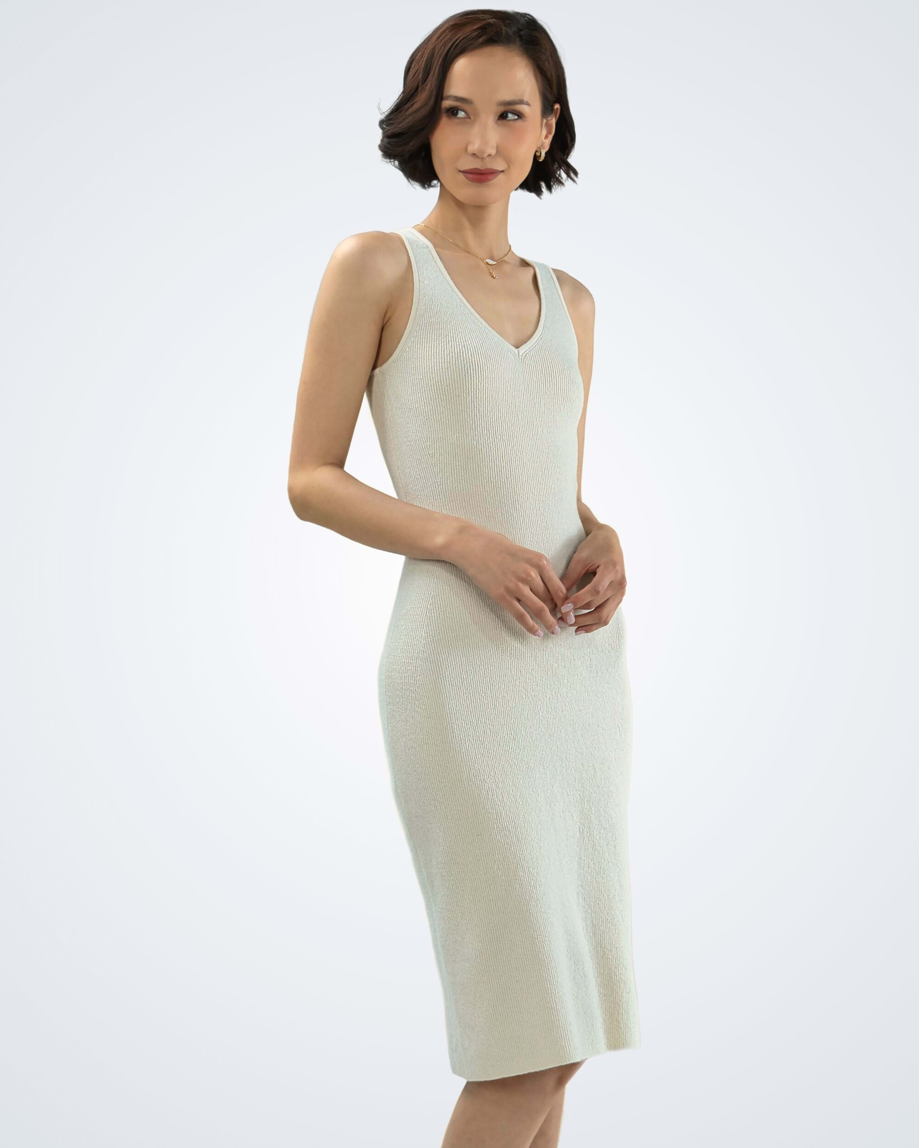 Front view of women's white cashmere ribbed dress – Unur