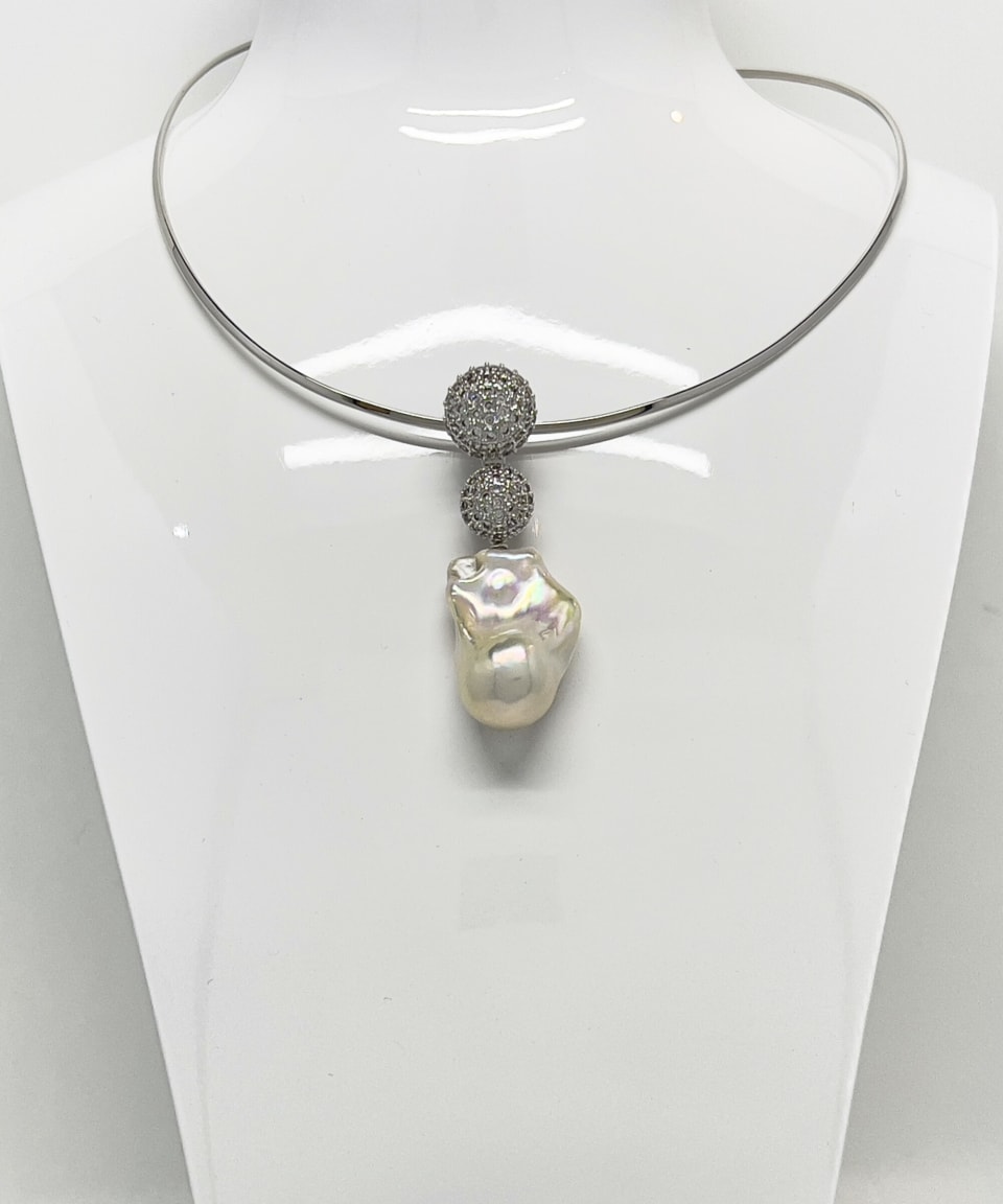 Signature baroque pearl statement pendant necklace with silver crystal rounds