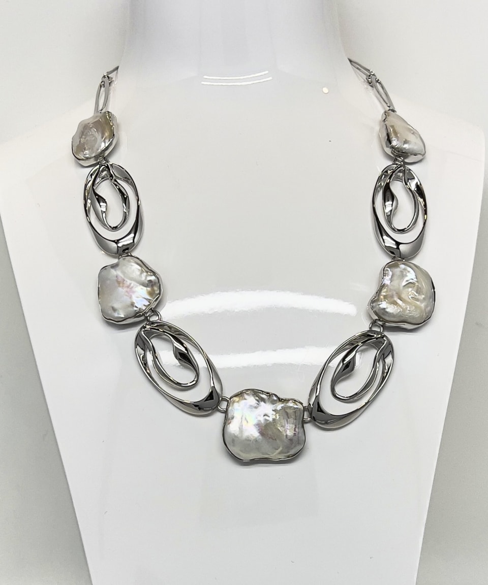 Signature keshi pearl statement chain necklace with silver ovals