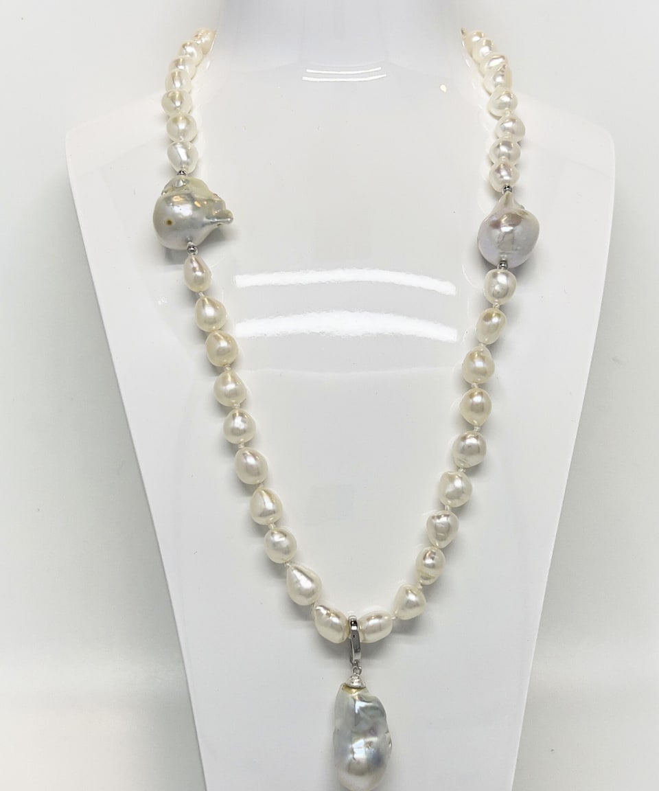 Signature large baroque pearl pendant necklace with rhodium-plated 925 sterling silver chain