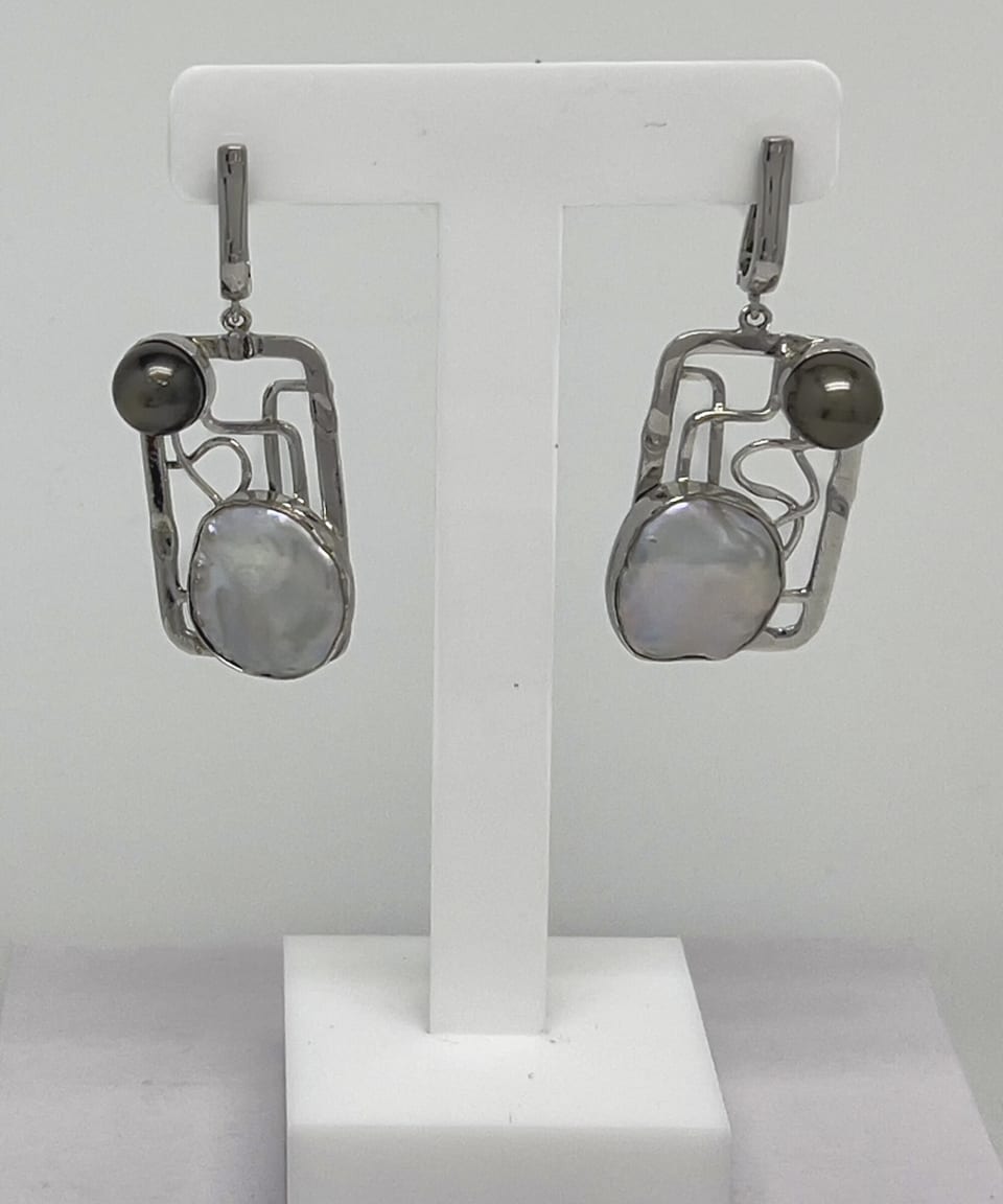 Signature drop earrings with Tahitian and Keshi pearls set in a square silver lattice design