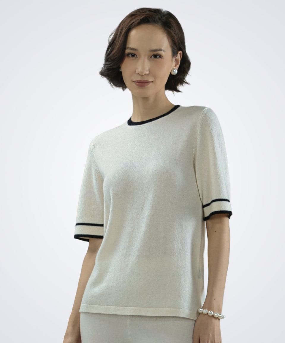 Front view of women's white cashmere crew-neck t-shirt – Unur