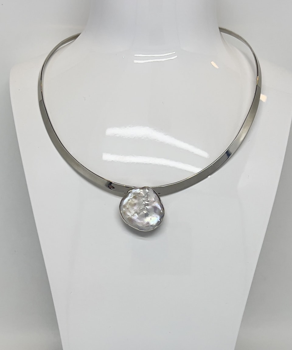 Signature keshi pearl statement silver collar
