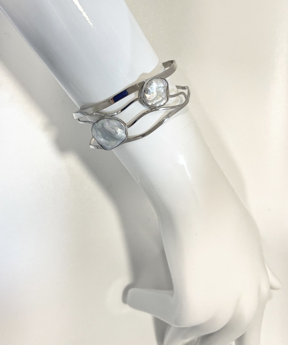 Signature Keshi Pearl Silver Lattice Bangle Bracelet with two keshi pearls in a rhodium-plated setting