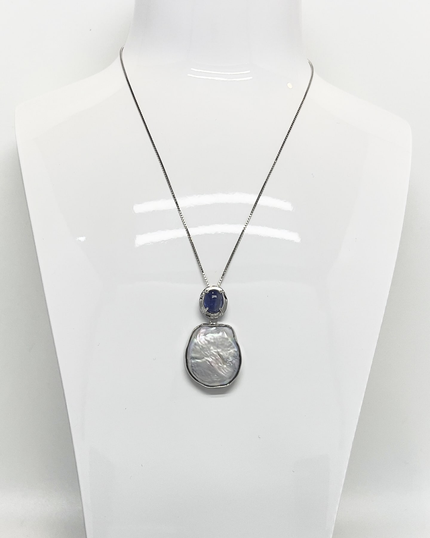Signature sterling silver chain necklace with a kyanite and keshi pearl drop