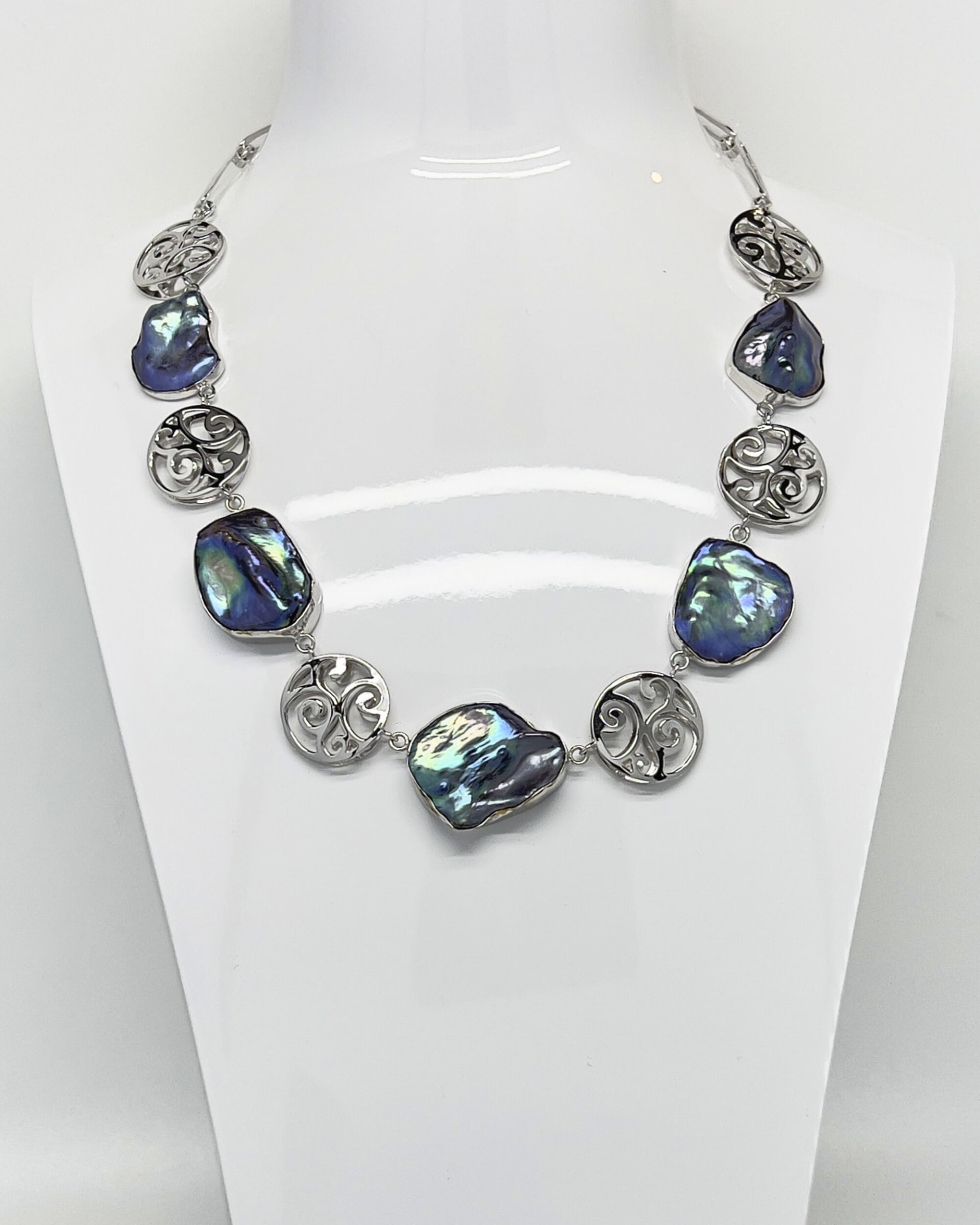 Signature dark keshi pearl statement chain necklace with silver charms