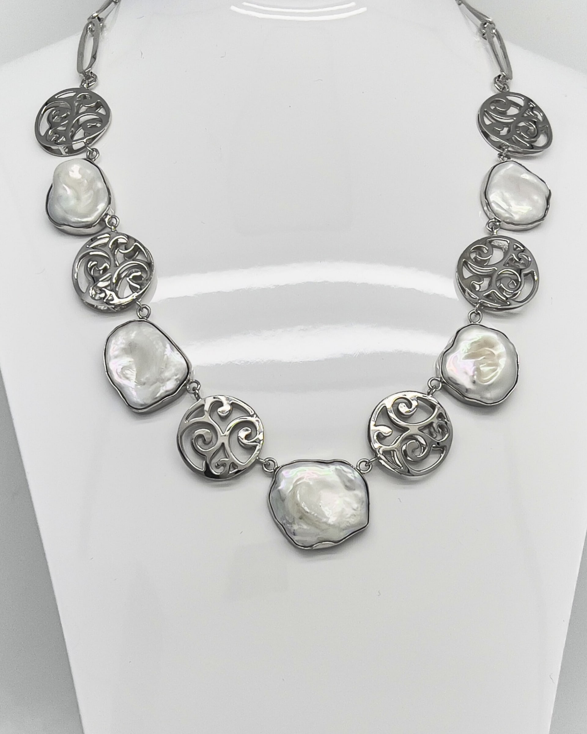 Signature keshi pearl statement chain necklace with silver round charms