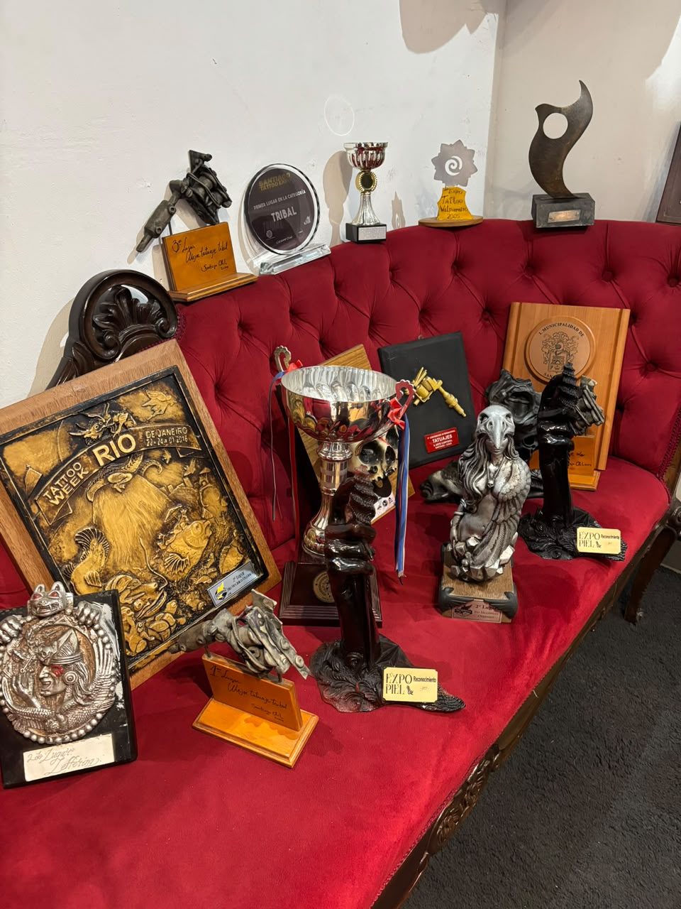 Colección de trofeos y reconocimientos