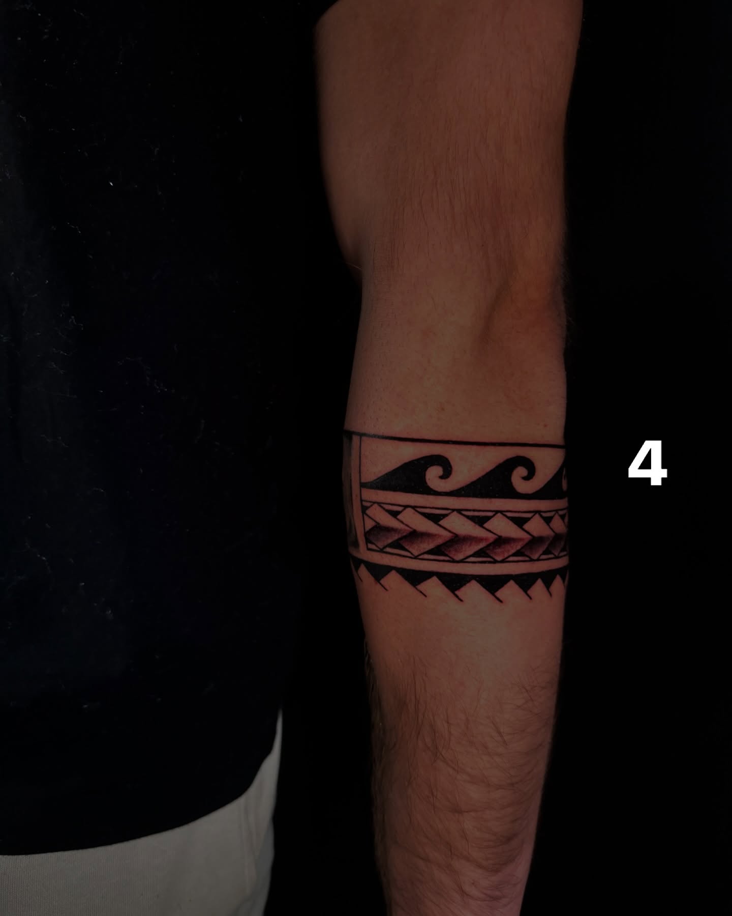 Brazalete polinésico con olas, estilo polinésico