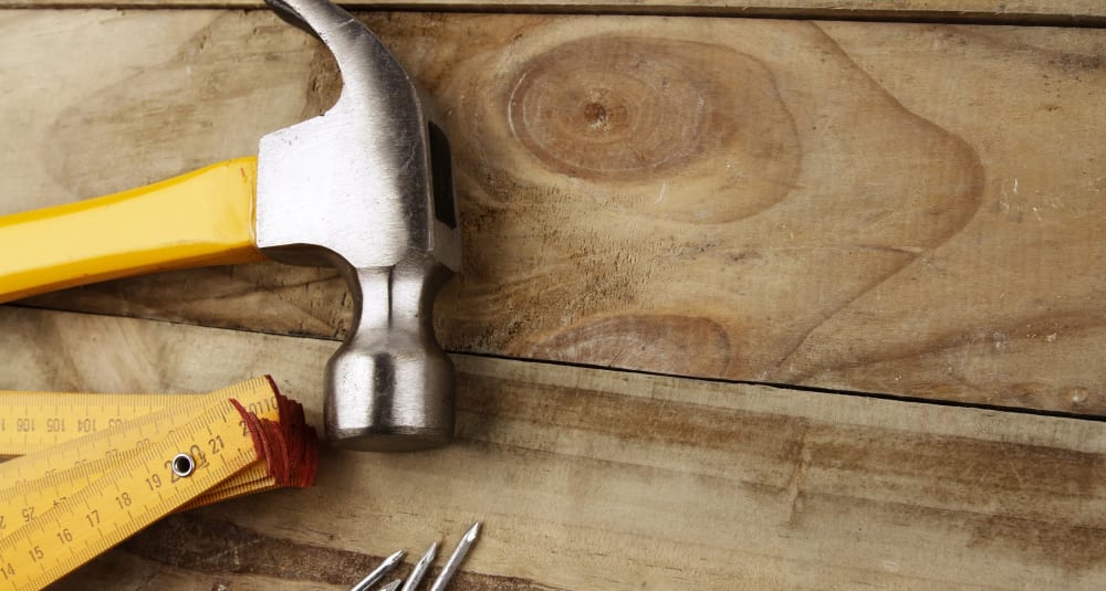 DIY Tips to Fill Nail Holes in the Wall Updater