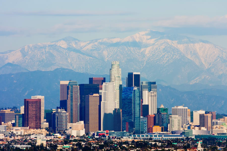 Best Moving Companies in Los Angeles: A Guide - Updater