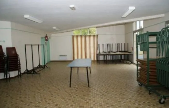 salle polyvalente Port d'Envaux (petite salle) - Photo 2