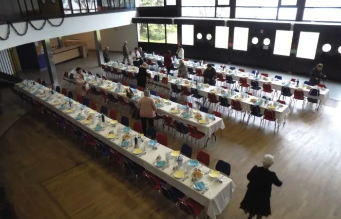 Salle des fêtes - Pont l'Abbé d'Arnoult - Photo 2