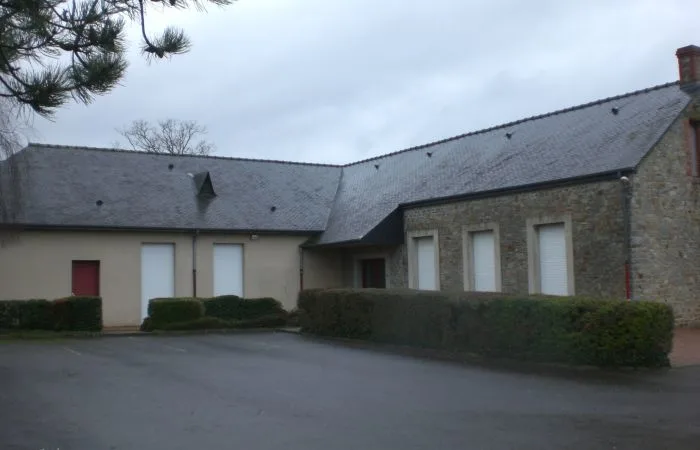 Salle des fêtes à Gosné - Photo 2