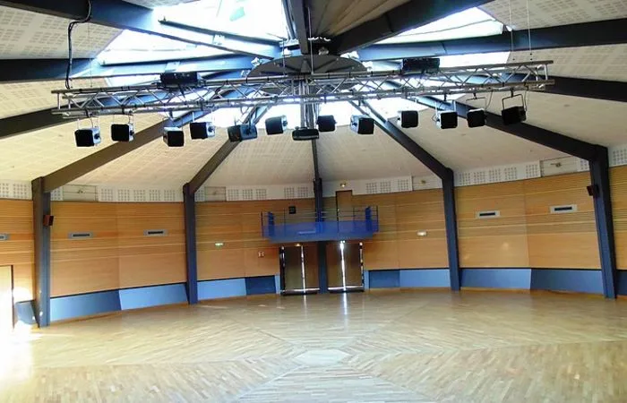 Salle des Fêtes de Saint Pantaléon de Larche - Photo 2