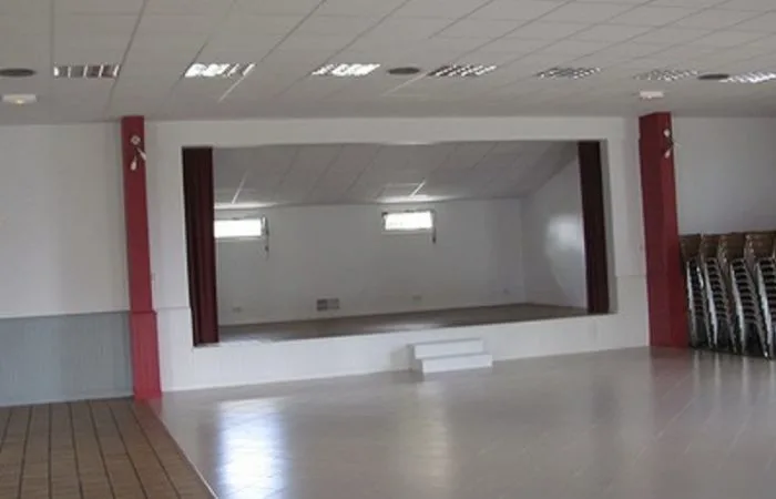 Salle des fêtes de Meursac - Photo 2