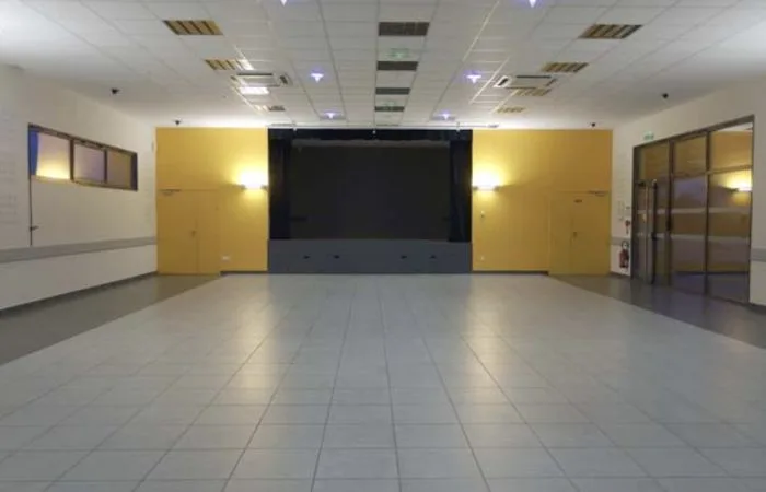 Salle Polyvalente de la Garde - Photo 2