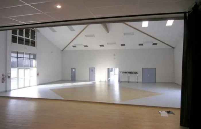 Salle des fêtes de Mirambeau - Photo 2