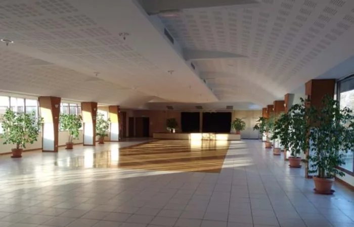 Salle des fêtes de Gond-Pontouve - Photo 2