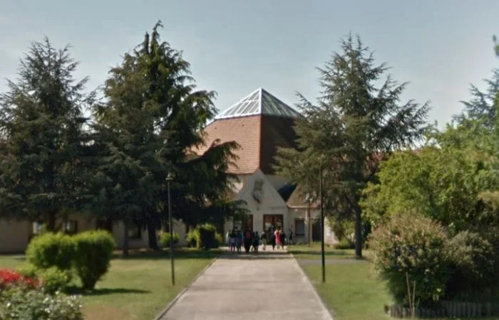 Salle polyvalente du Bois des fontaines - Photo 2