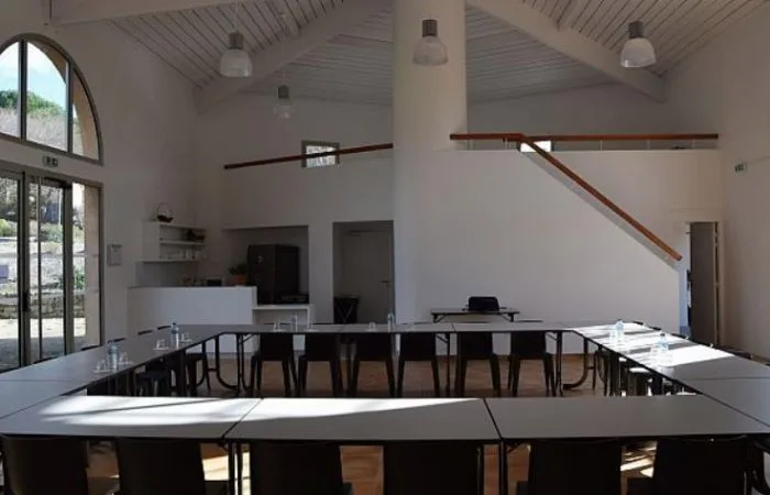 Salle polyvalente - Le Pouget - Photo 2