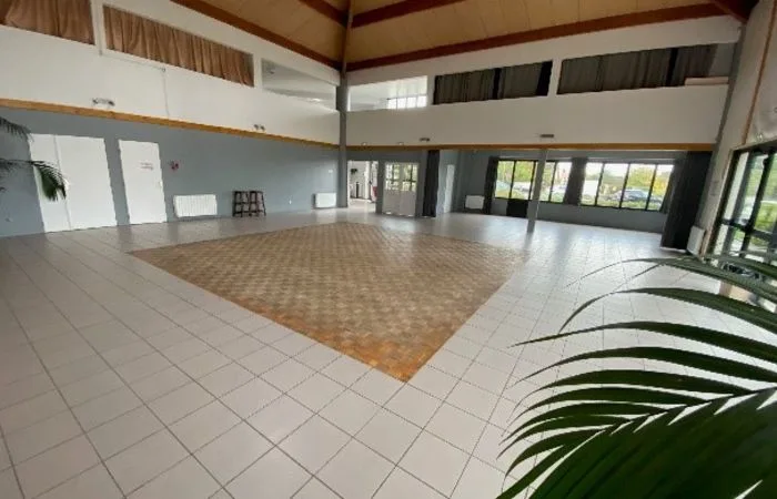 Espace Besche - Saint-Rémy l'Honoré - Photo 2