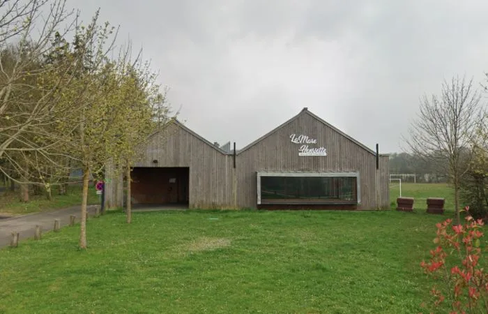 Salle polyvalente de Breuil-bois-Robert - Photo 2
