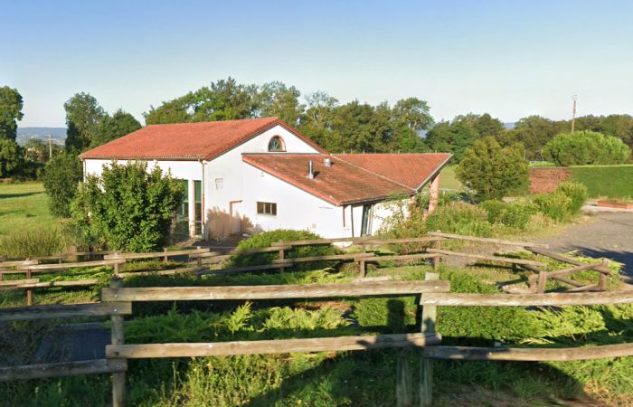 Location de salle à  42600 Précieux