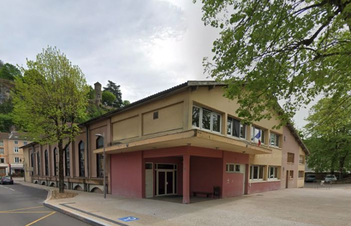 Salle des fêtes à Crémieu