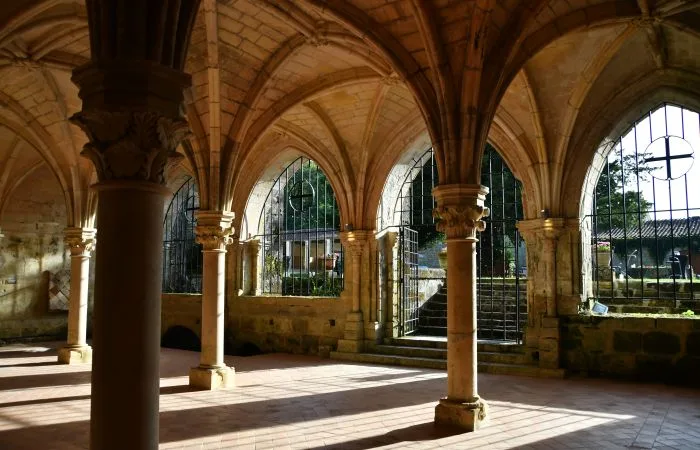 Salle capitulaire Abbaye de Fontdouce - Photo 3