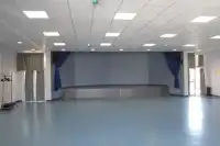 Salle polyvalente à Saint-Michel de Rieufret