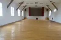 Salle polyvalente à Francs