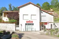 Salle Louis Besson 