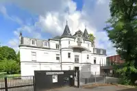 Château de la Pierrette (salle de restauration)