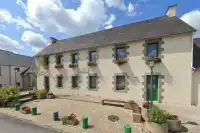 Maison des Associations Lampaul-Guimiliau
