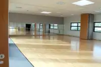 Salle du rez-de-chaussée de l'Espace Mozaïk