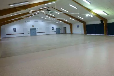 Salle des fêtes - Le parquet