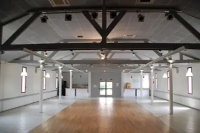Salle des fêtes de Fossemagne