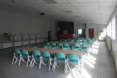 Salle des fêtes de Saint-Cyprien
