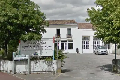 Salle municipale de Capeyron