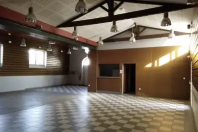 Salle des fêtes de Loix