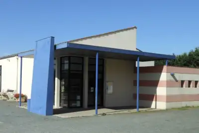 Salle des fêtes de Loire-les-Marais