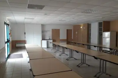 Salle multifonctions - Petite salle à Irodouër